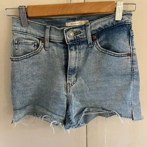 Levi’s Mile High Short
